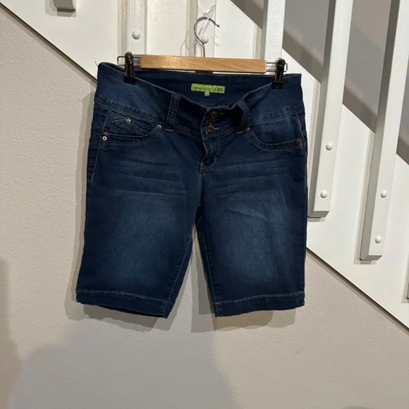 Jeans shorts by YMI - Picture 2 of 6